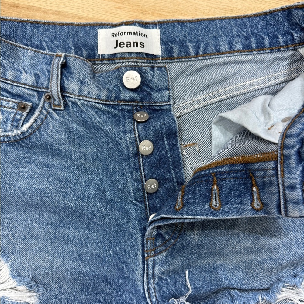 Reformation Dixie High Rise Jean Shorts Size 25 - Picture 4 of 5